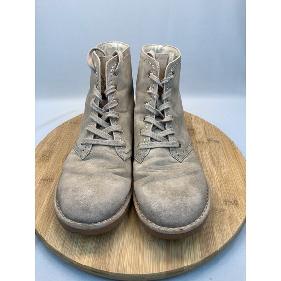 American Eagle Boot Size 9 Women's Suede Ankle Lace Up Beige - Picture 2 of 7